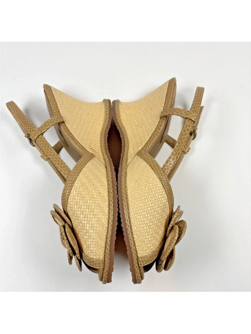 VTG Y2K Sandals Sz 7 Tan Raffia Peep Toe Slingback Wedge Me Too Flower Cottageco